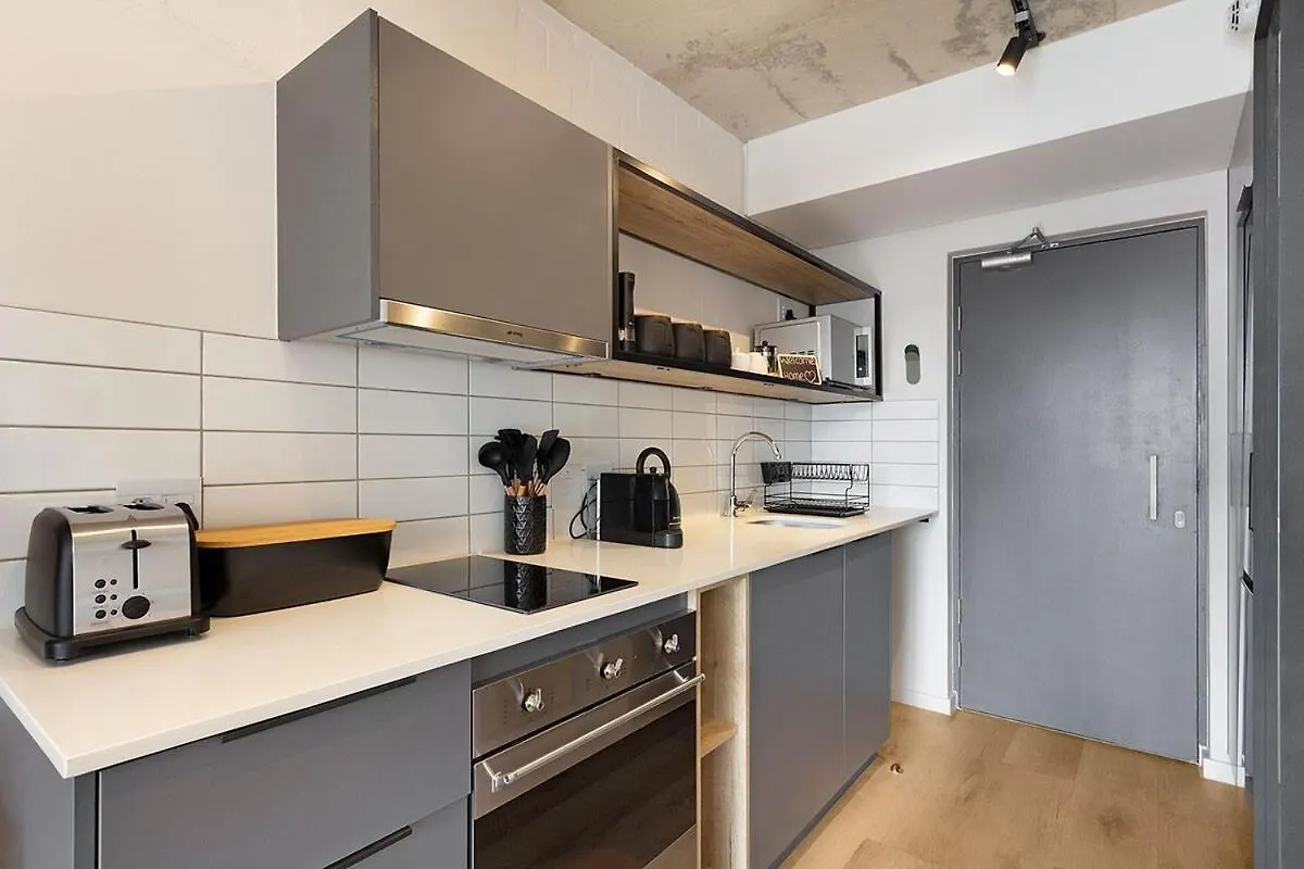Stunning Brand New Apartment, Pool, Wifi, Secure Cape Town 0*,