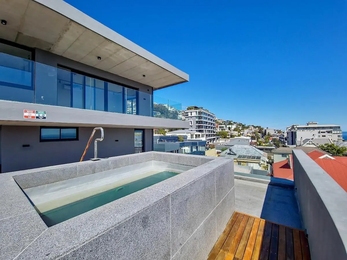 Stunning Brand New Apartment, Pool, Wifi, Secure Cape Town